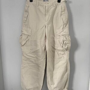 Aritzia TNA Cargo Pants // Size 4